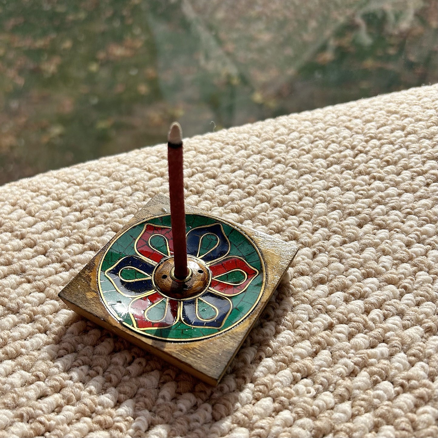 Fay Bless Handcrafted Inlaid Wooden Incense Holder – Large Lotus Design with Rustic Petal Motif, Ideal for Meditation, Aromatherapy & Interior Decor