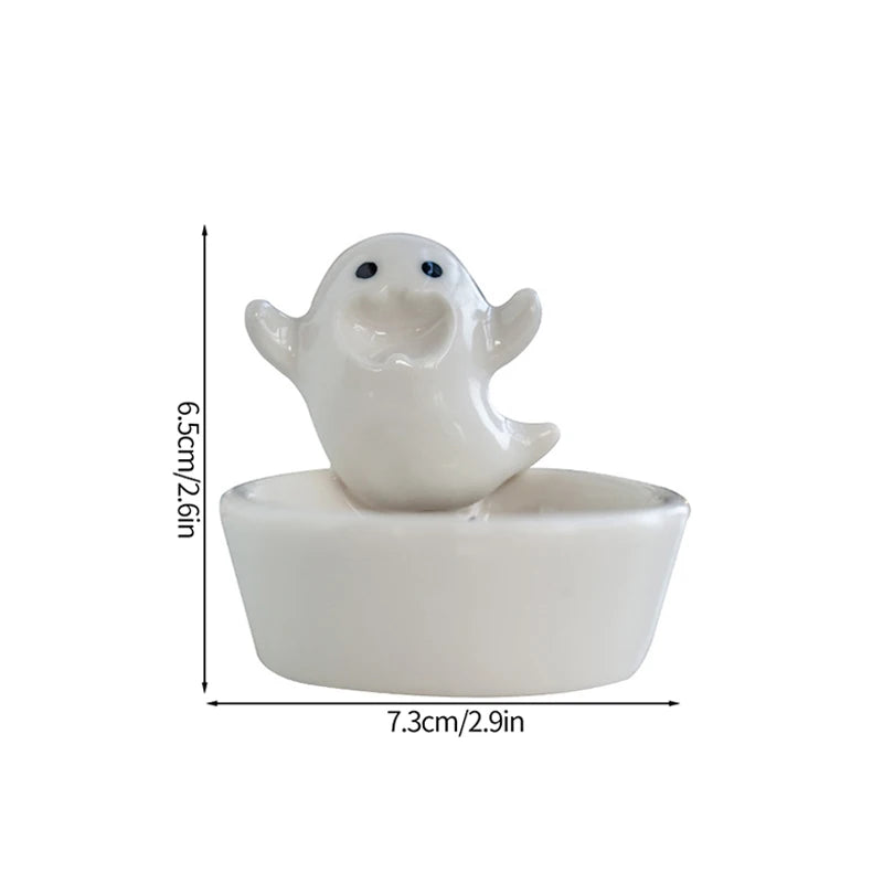 2026 Halloween Ghost Candle Holder Cartoon Ceramic Candlestick Holder for Home Party Decoration Festival Scented Candle Ornament