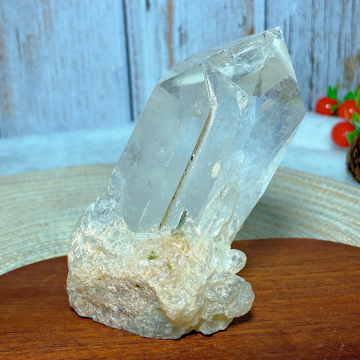 Natural Crystal Clear Quartz Raw Stone Specimen - Rainbow Tower Healing Mineral for Home Decor & Energy Gift