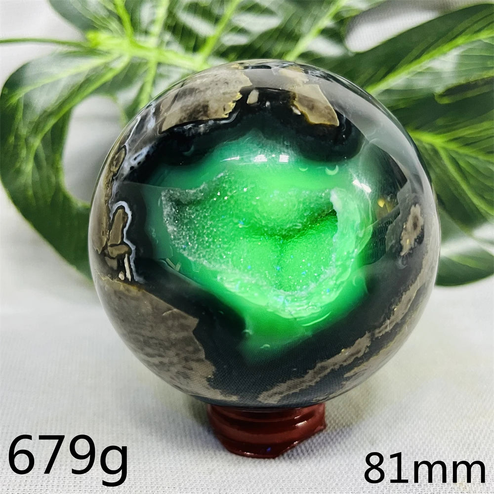 Natural Black Agate Ball UV Fluorescent Geode - Crystal Mineral Specimen for Witchcraft Altar & Home Decor