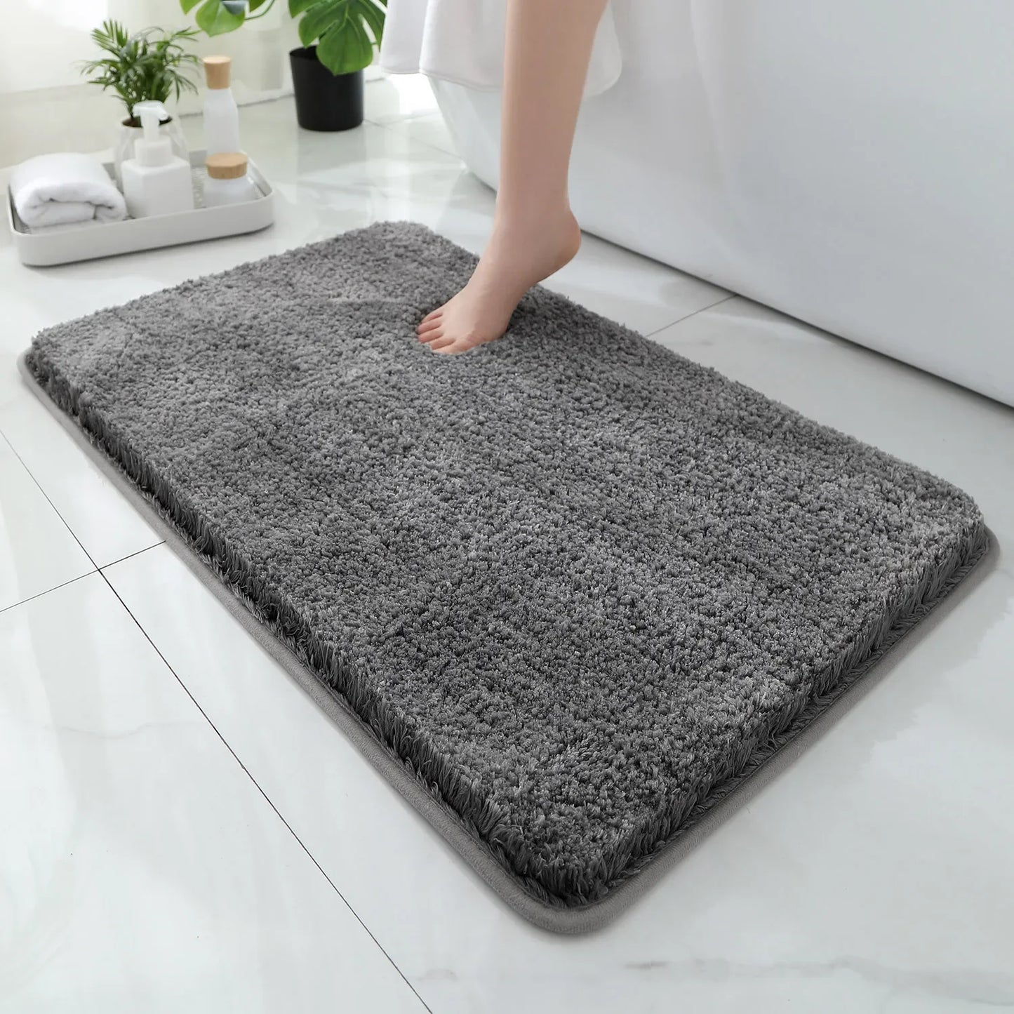 Rounded Thickened Bathroom Floor Mat - Plush Absorbent Anti-Slip Mat for Tub, Entrance & Door