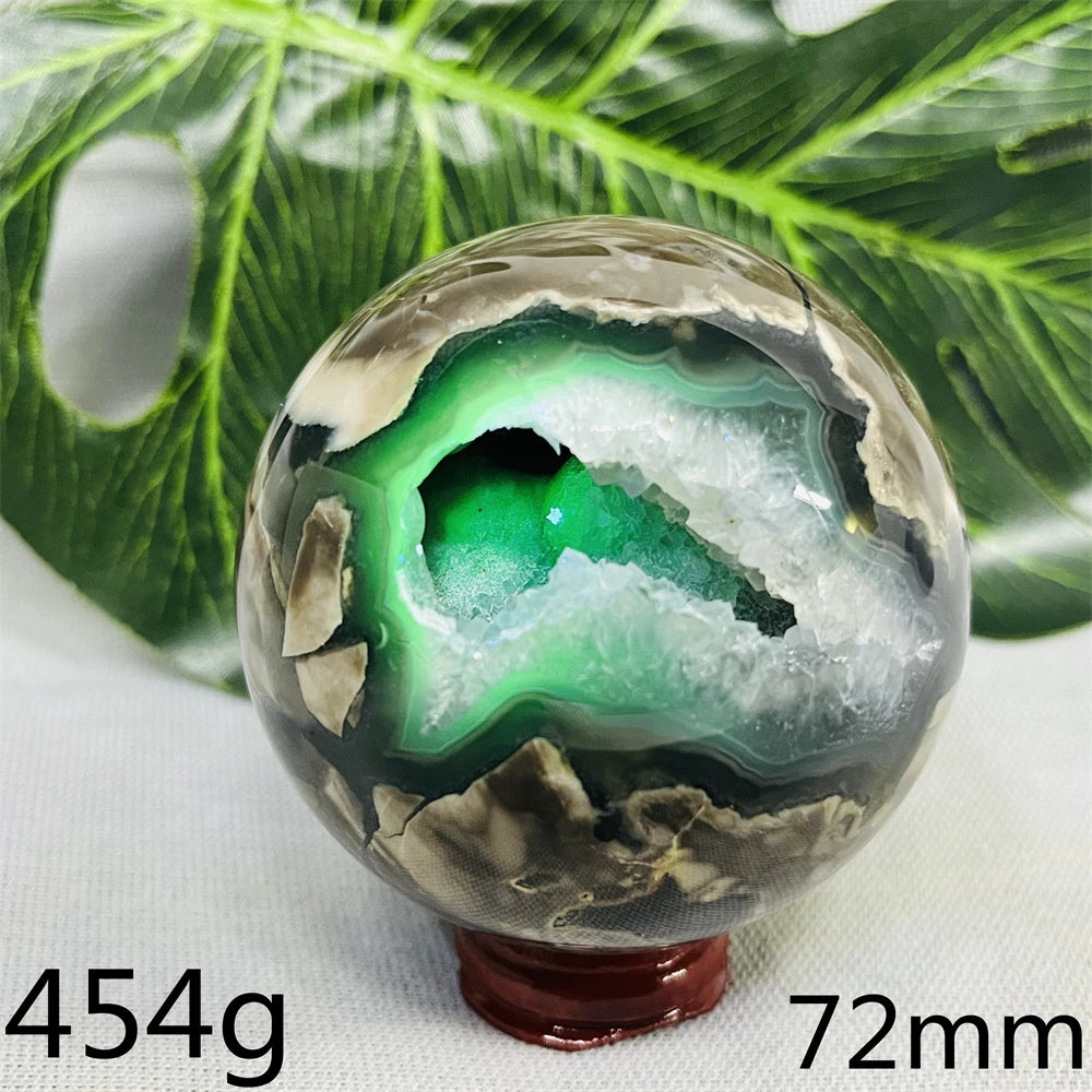 Natural Black Agate Ball UV Fluorescent Geode - Crystal Mineral Specimen for Witchcraft Altar & Home Decor