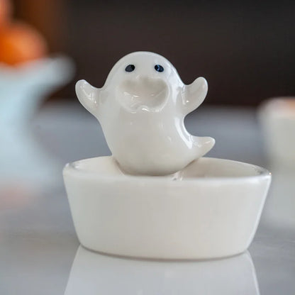 2026 Halloween Ghost Candle Holder Cartoon Ceramic Candlestick Holder for Home Party Decoration Festival Scented Candle Ornament