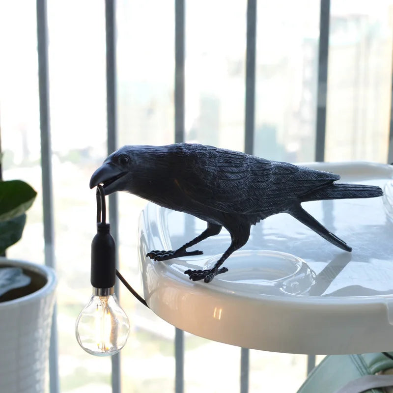 Modern Lucky Bird Table Lamp Bedroom Bedside Living Room Table Lights Creative Resin Animal Lively Home Decor Lighting Fixture
