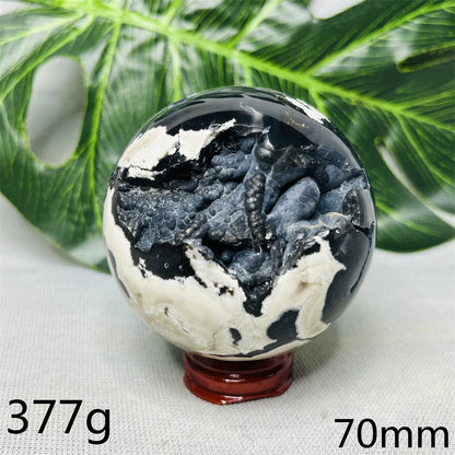 Natural Black Agate Ball UV Fluorescent Geode - Crystal Mineral Specimen for Witchcraft Altar & Home Decor