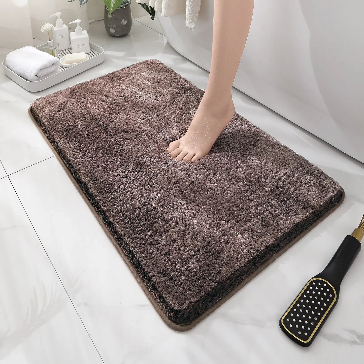 Rounded Thickened Bathroom Floor Mat - Plush Absorbent Anti-Slip Mat for Tub, Entrance & Door