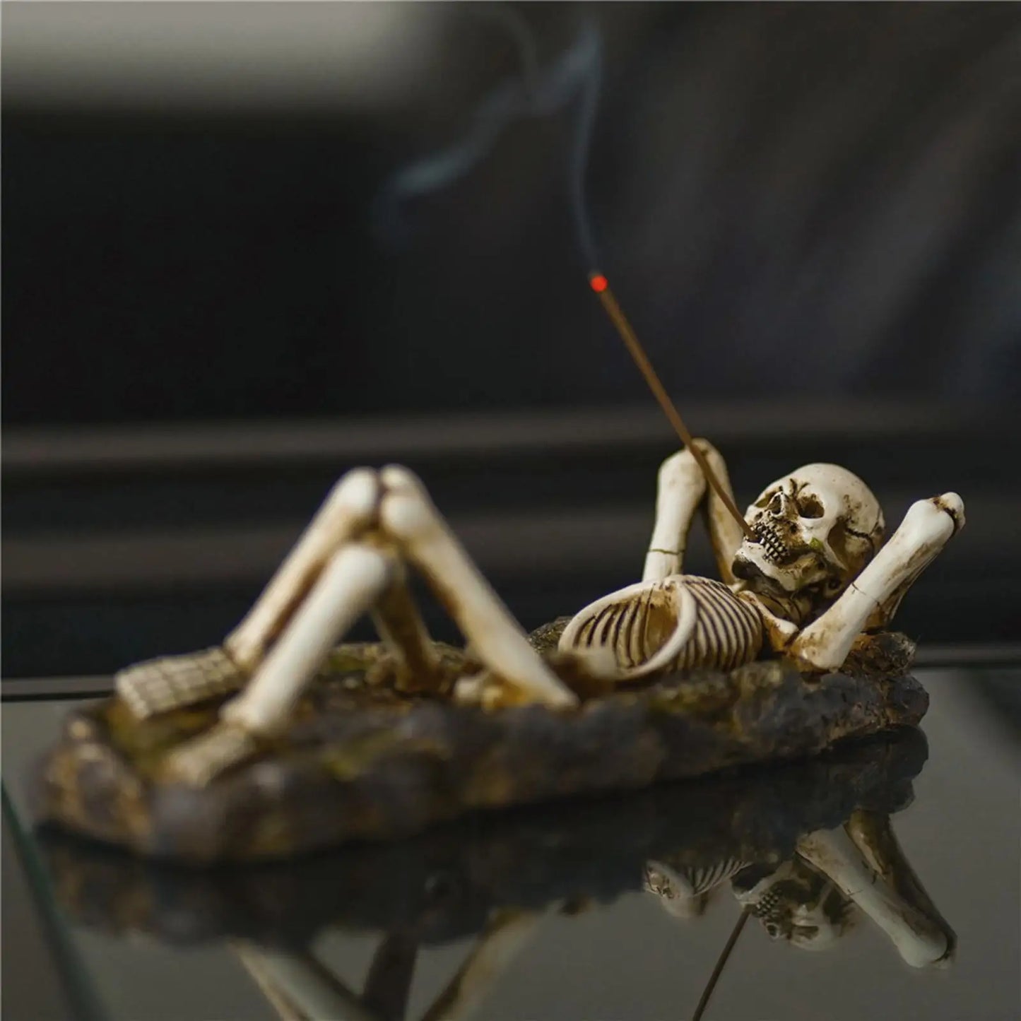 Skull Resin Incense Burner - Gothic Incense Stick Holder for Yoga, Meditation & Spiritual Decor