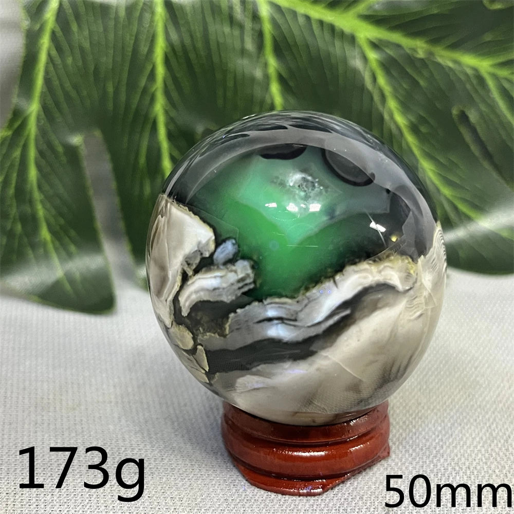 Natural Black Agate Ball UV Fluorescent Geode - Crystal Mineral Specimen for Witchcraft Altar & Home Decor