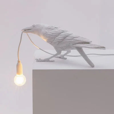 Modern Lucky Bird Table Lamp Bedroom Bedside Living Room Table Lights Creative Resin Animal Lively Home Decor Lighting Fixture